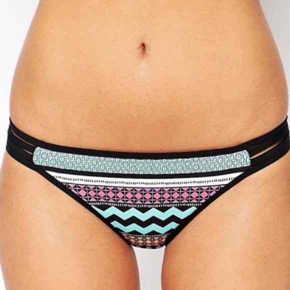 Seafolly Other - Seafolly Future Tribe Hipster Bikini Bottoms Size 12